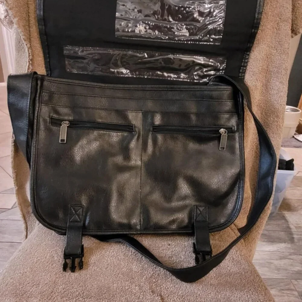Barganza overnight shoulder bag